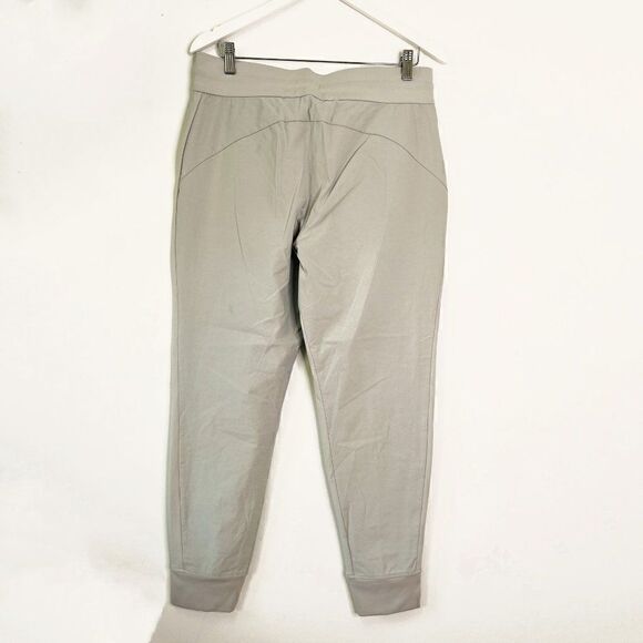 Athleta Headlands Hybrid Mid Rise Jogger Pants in Birch Grey - Picture 4 of 12